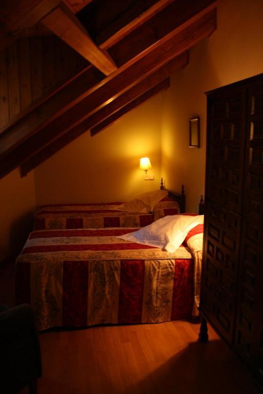 Hotel Tres Picos Eriste Zimmer foto